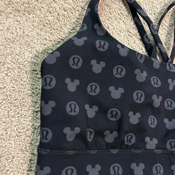 Disney x lululemon Energy Longline
Bra Medium Support, B-D Cups
Size 10 - Picture 4 of 6